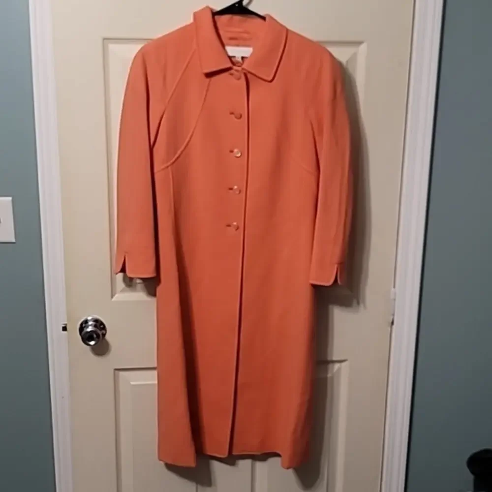 Vintage Escada German Coral Wool Coat Women's‎ 38 (6) Good Condition.